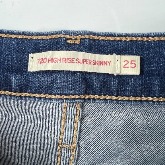 Levi's Jean Short Womens 25 720 High Rise Skinny Blue Faded Cut Offs Denim Jorts - Picture 4 of 16